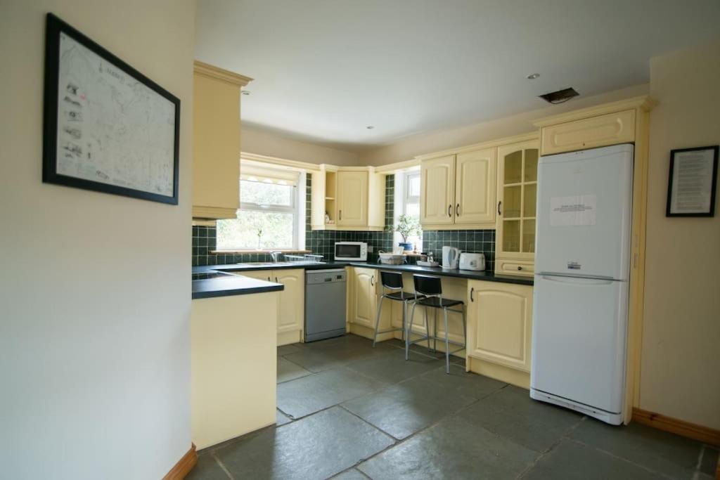 *Spacious Irish Cottage* Fanore Exterior foto